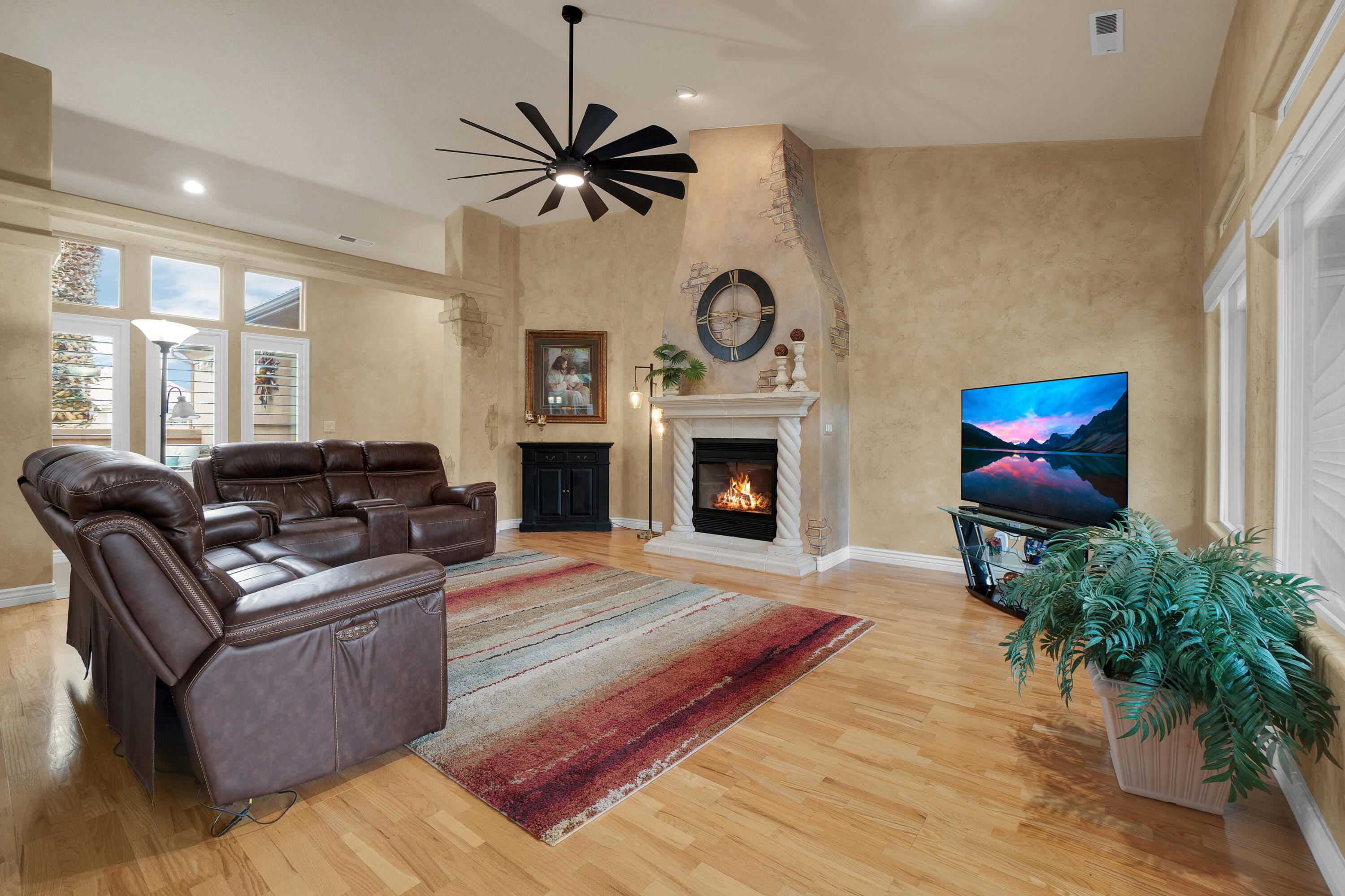 LAS ENTRADAS AT GREEN SPRING - Residential