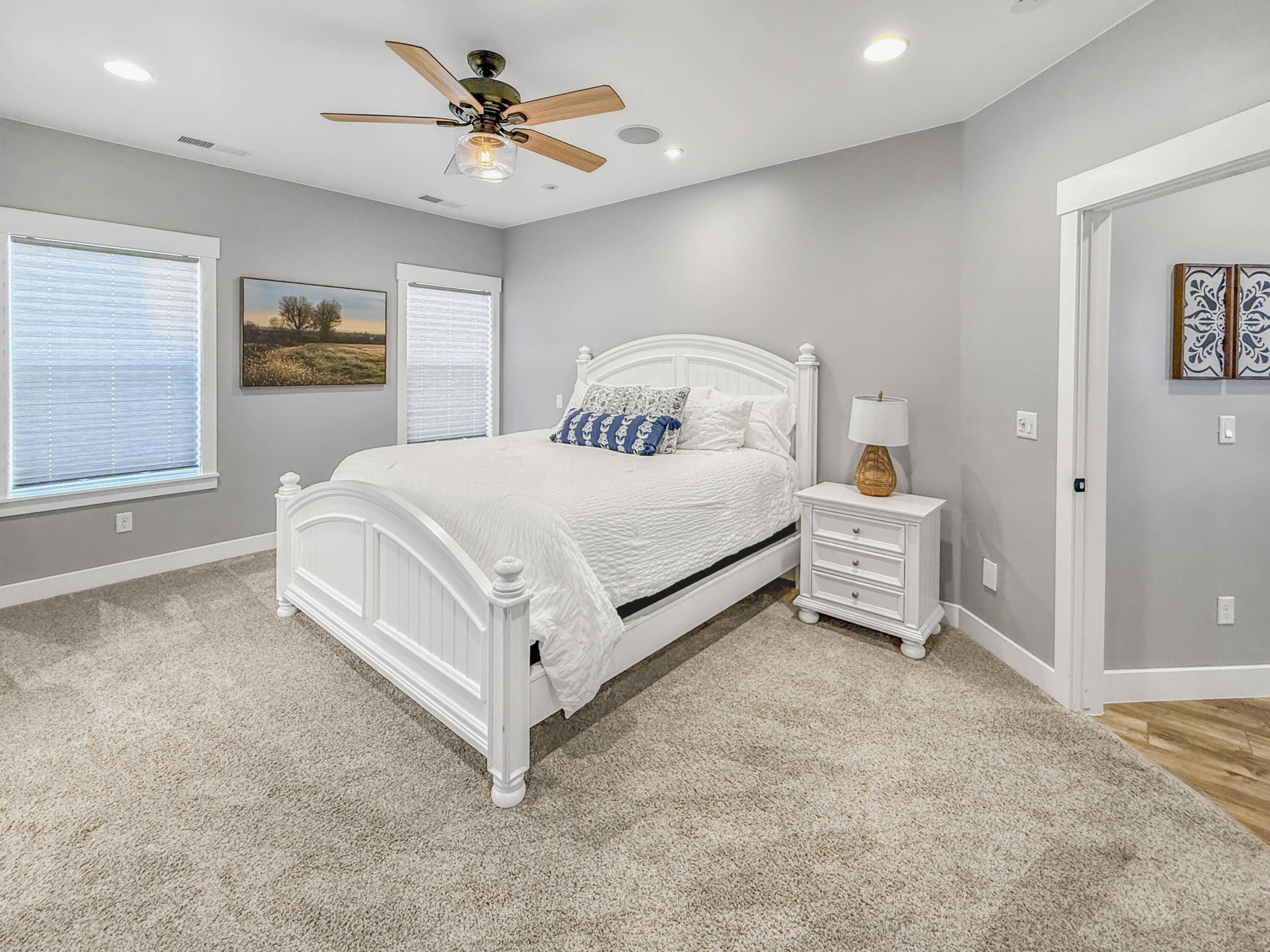 MESA PALMS ESTATES - Residential