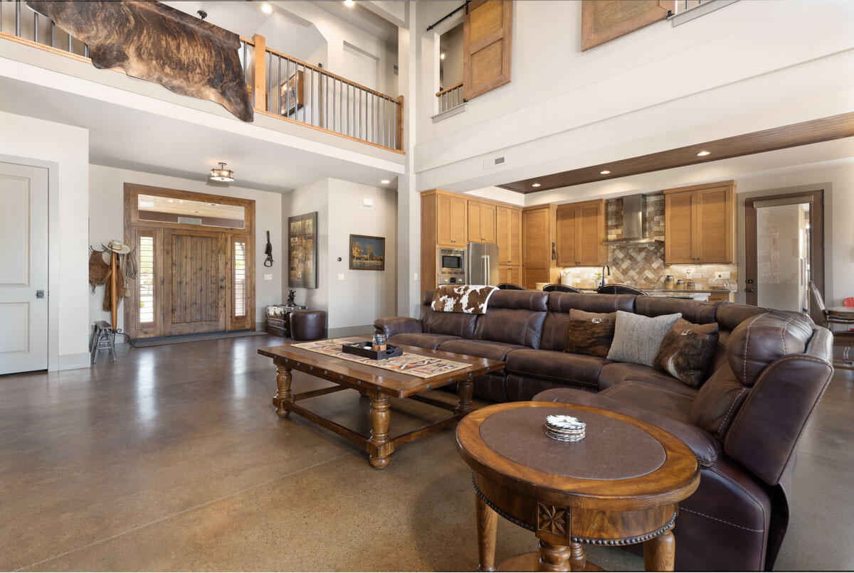 COUNTRY WAY ESTATES - Residential