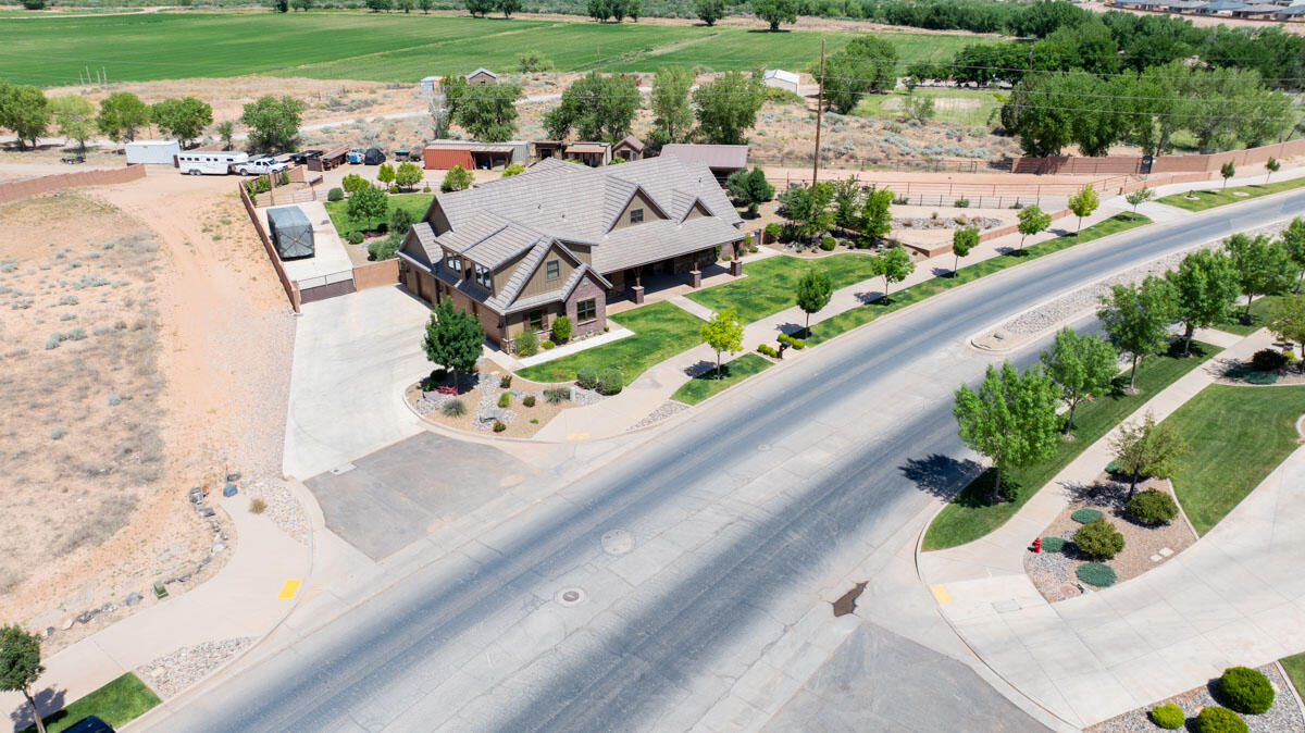 COUNTRY WAY ESTATES - Residential