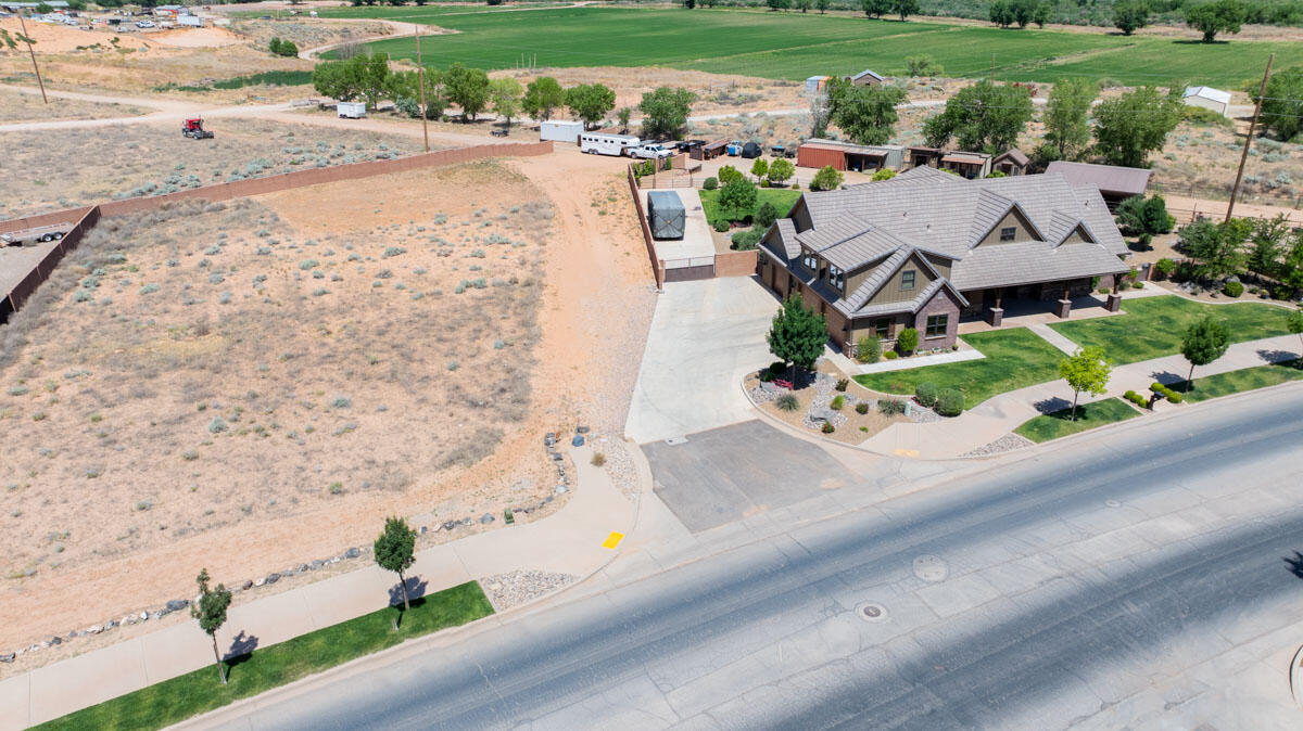 COUNTRY WAY ESTATES - Residential