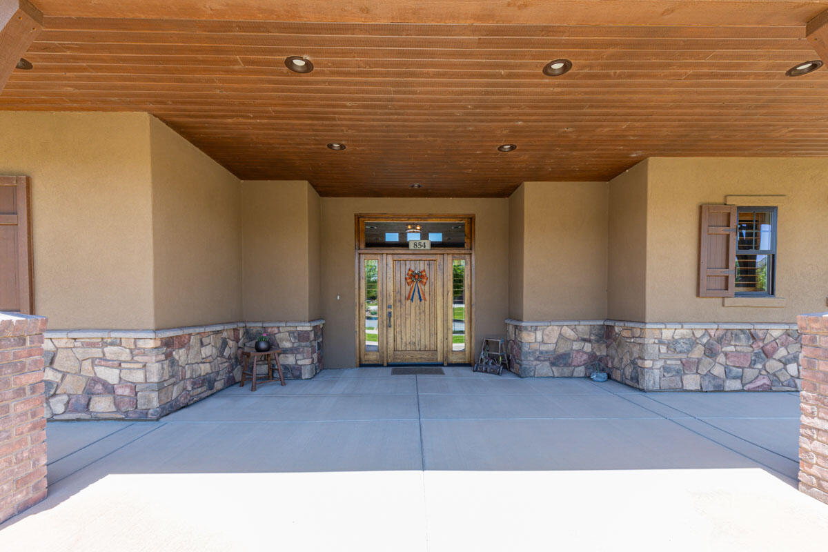 COUNTRY WAY ESTATES - Residential