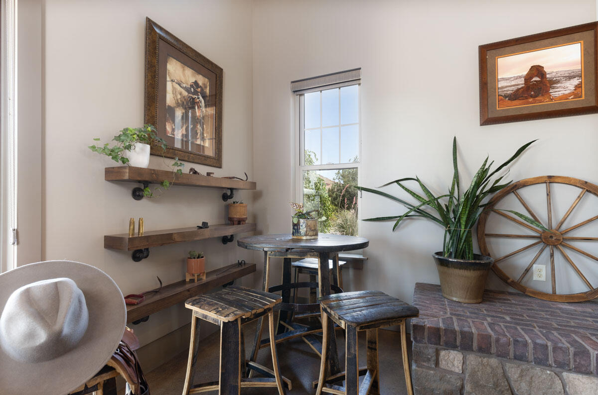 COUNTRY WAY ESTATES - Residential