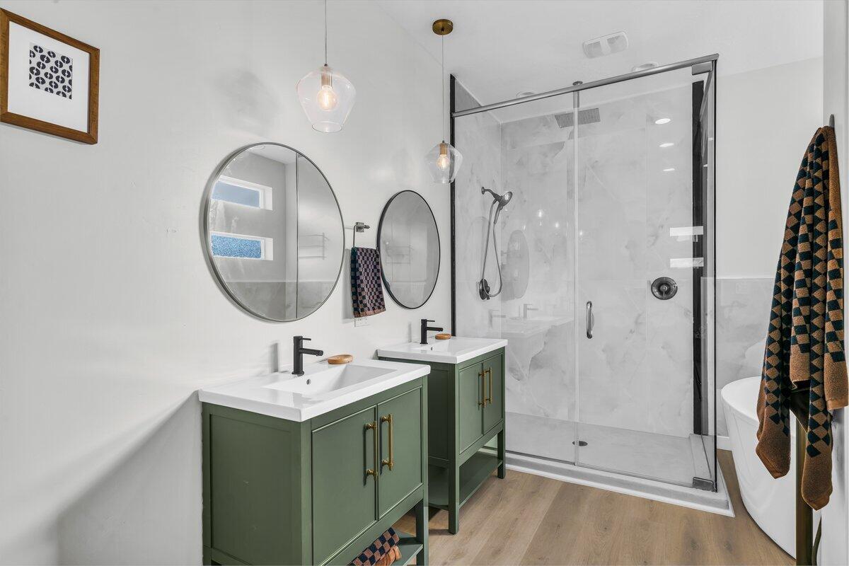 STONE POINT TOWNHOMES - Residential