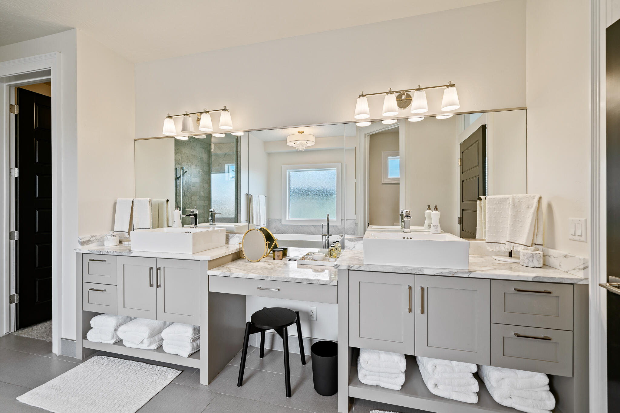 DESERTS EDGE - Residential