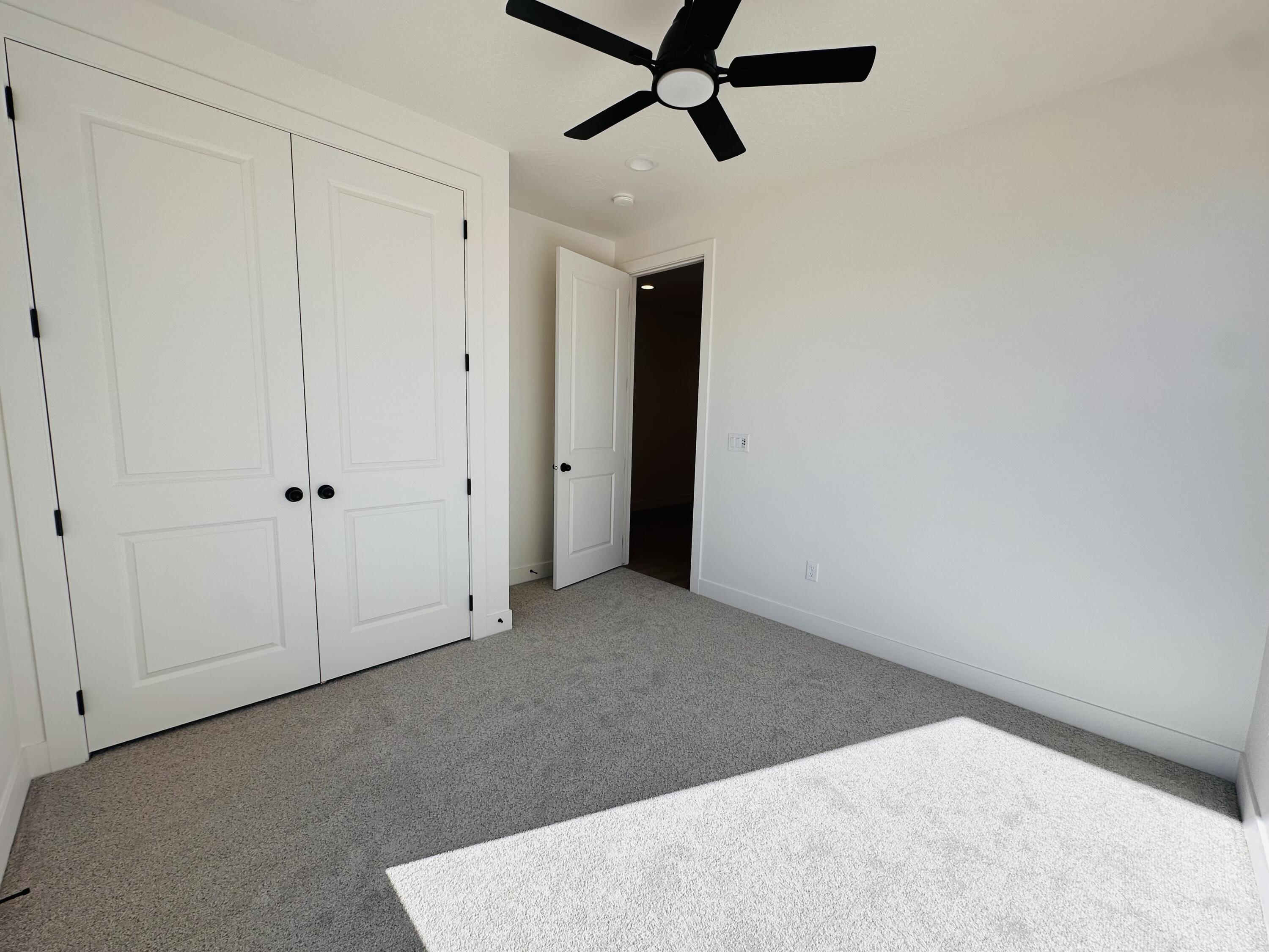 ROSALIA RIDGE AT DIVARIO - Residential