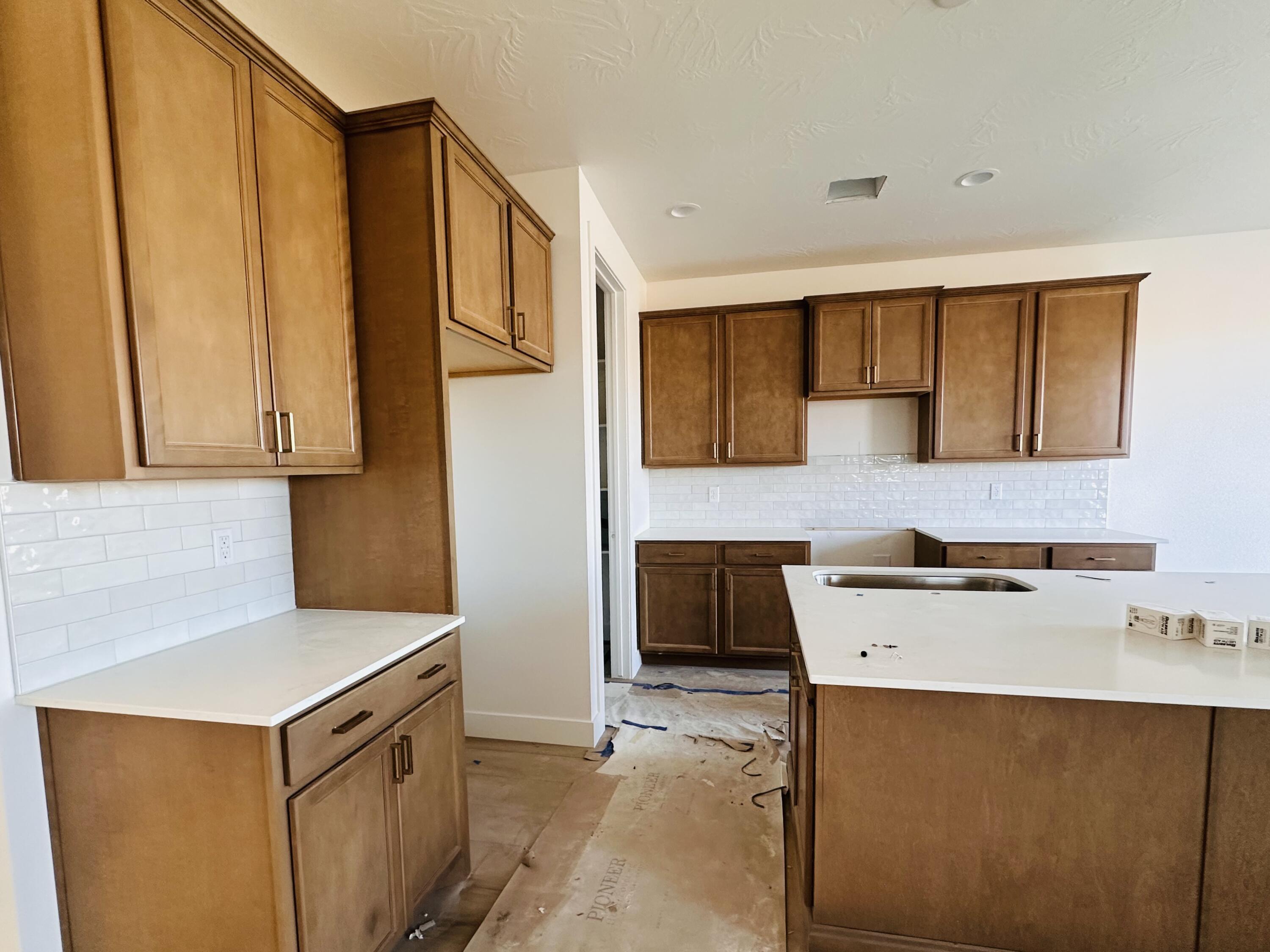 ROSALIA RIDGE AT DIVARIO - Residential