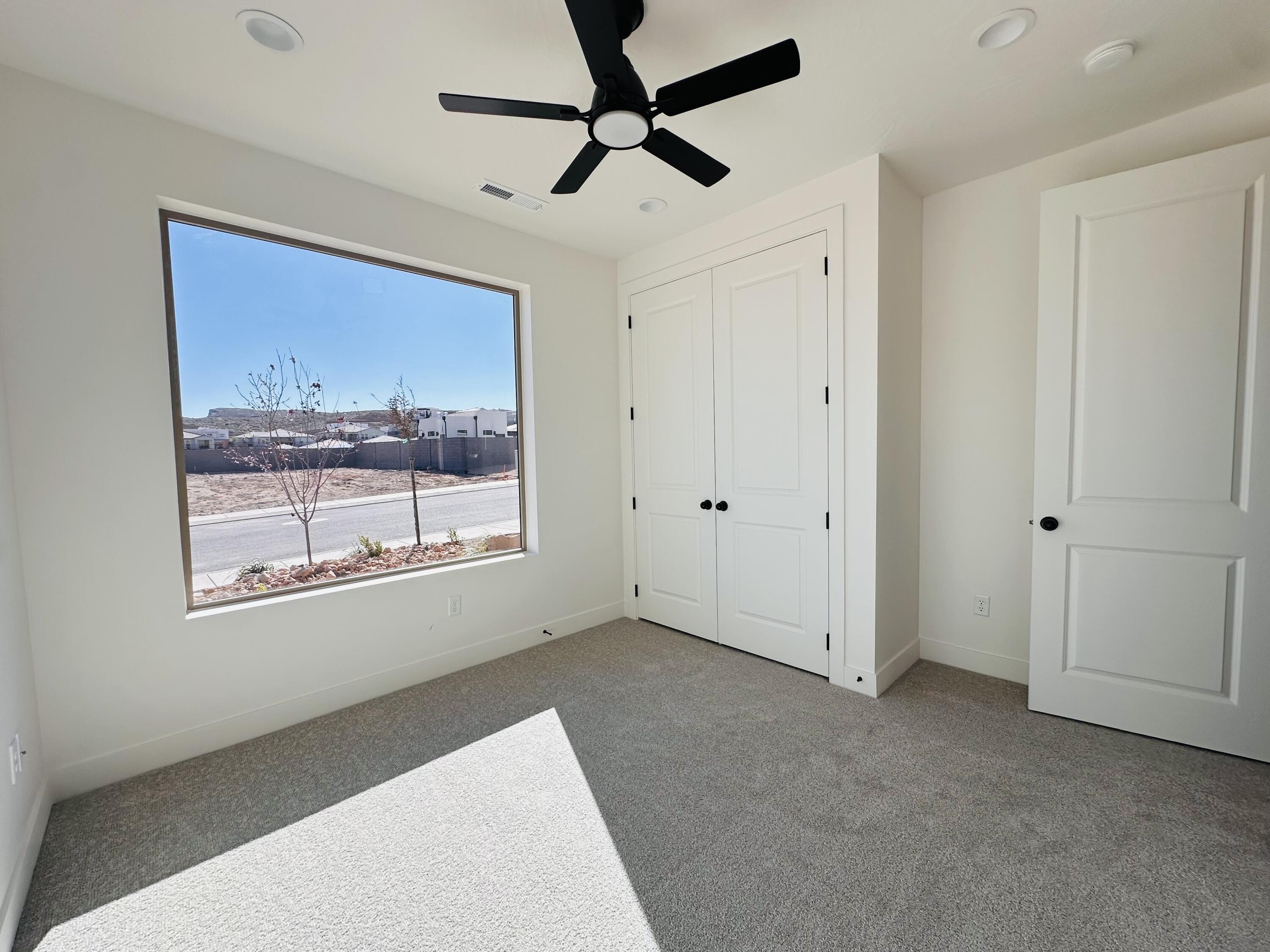 ROSALIA RIDGE AT DIVARIO - Residential