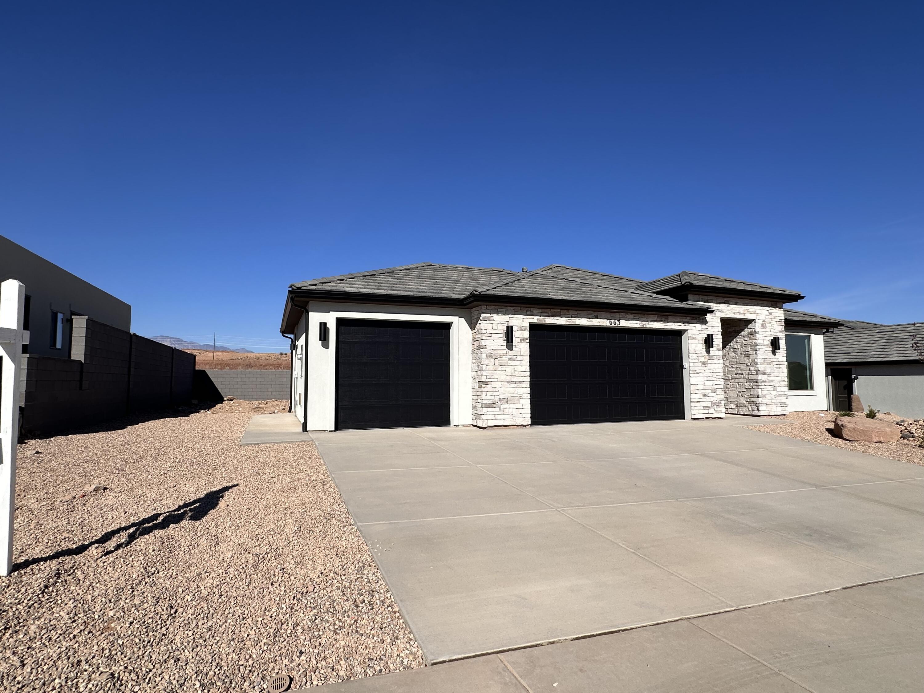 ROSALIA RIDGE AT DIVARIO - Residential