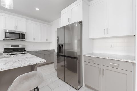 Tiny photo for 2737 W Trasimeno DR, Saint George, UT 84770 (MLS # 26-271769)