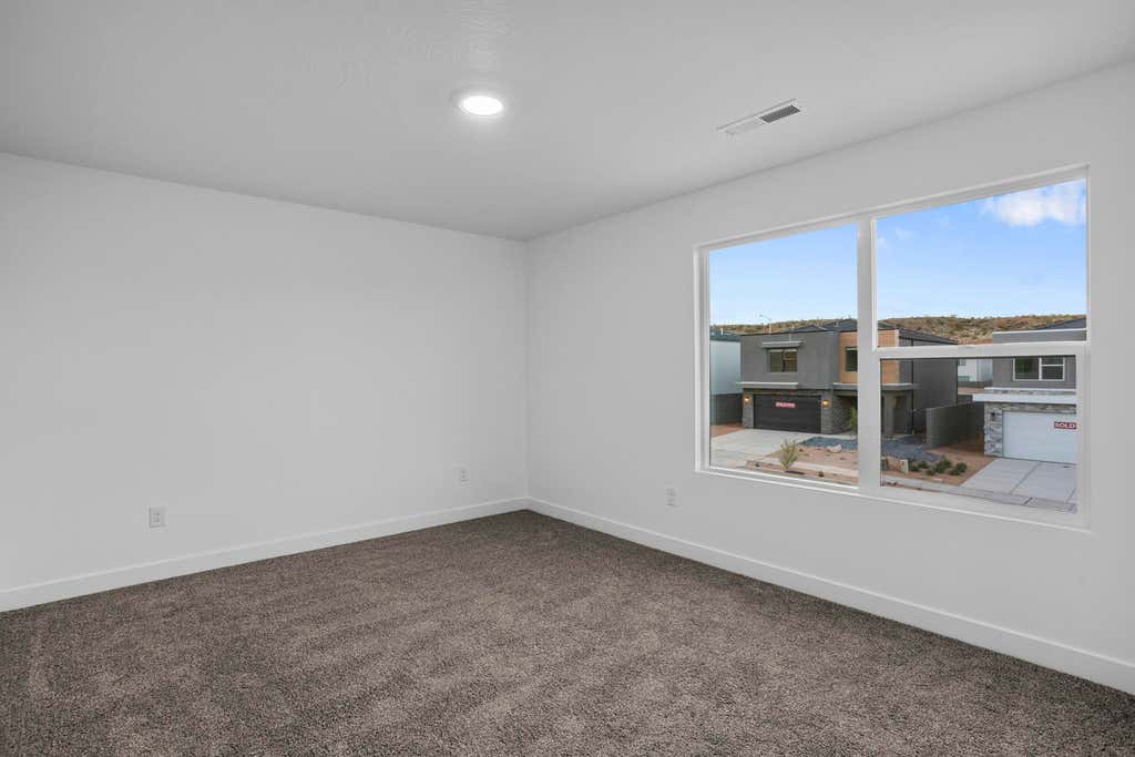 Photo of 3303 E Defiance House Dr #4198, Washington, UT 84780 (MLS # 26-273868)