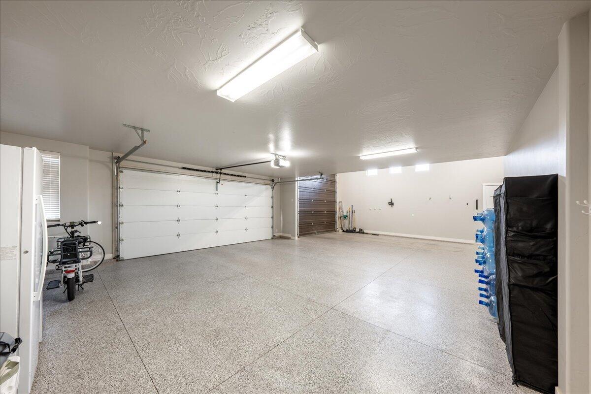 IRON HORSE - Residential