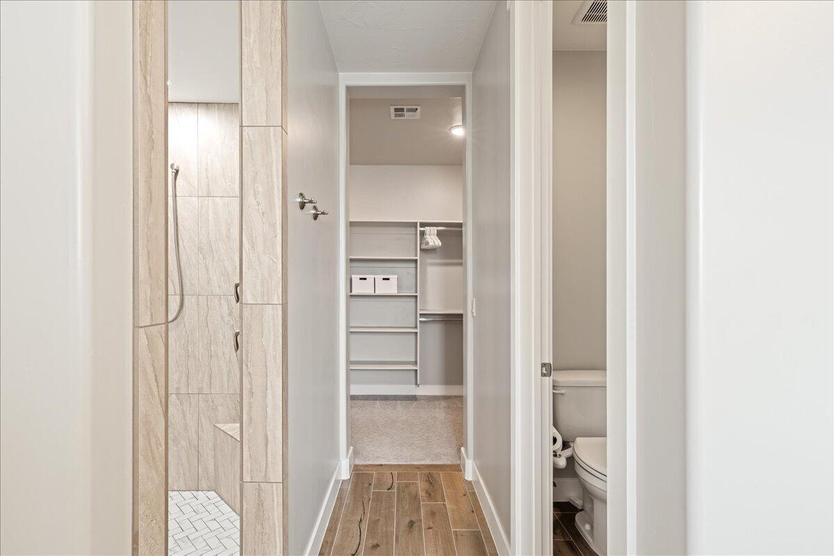 IRON HORSE - Residential