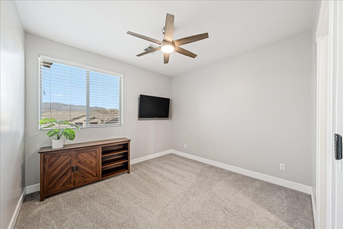 IRON HORSE - Residential