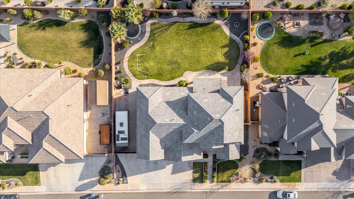 IRON HORSE - Residential