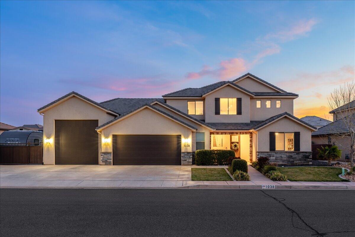 IRON HORSE - Residential