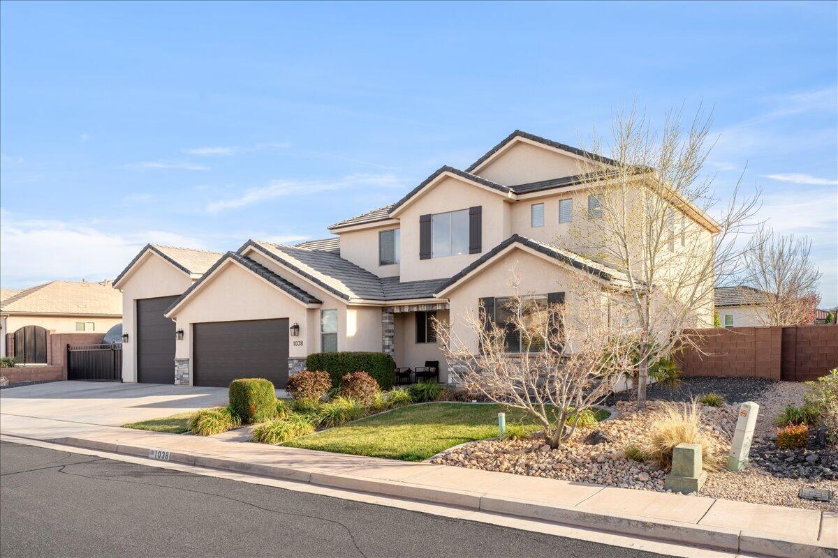 IRON HORSE - Residential