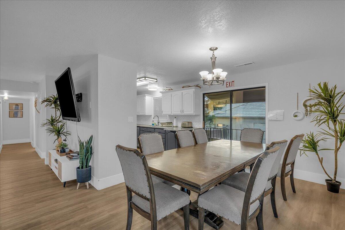 LA VERKIN ESTATES - Residential