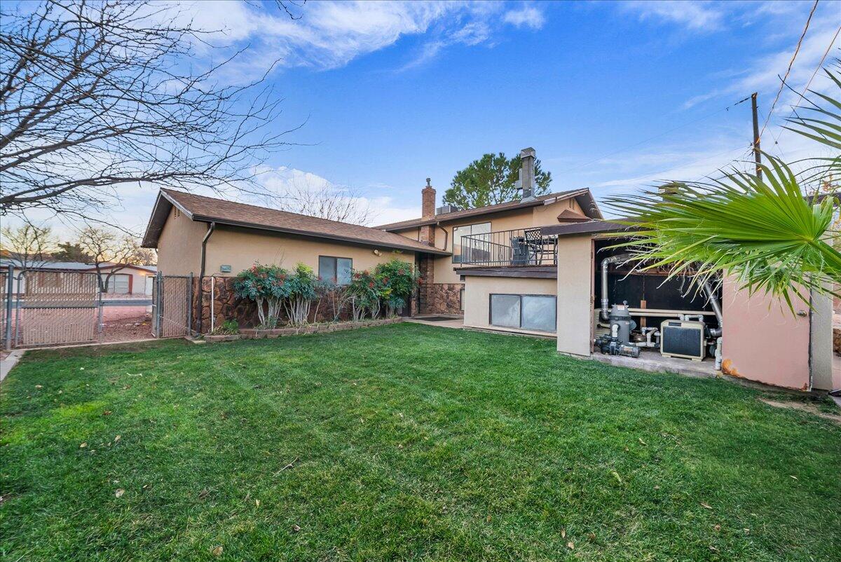 LA VERKIN ESTATES - Residential