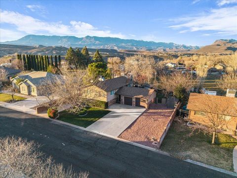Photo of 394 W 280 N, La Verkin, UT 84745 (MLS # 26-268080)
