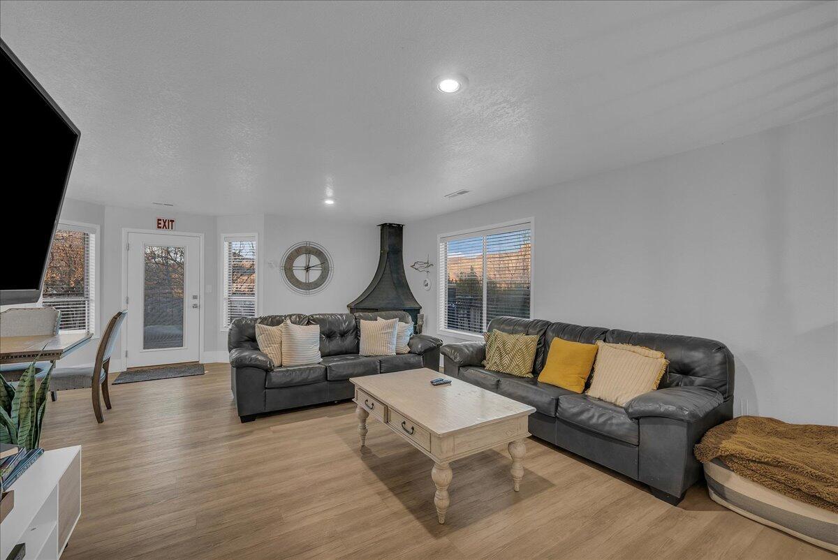 LA VERKIN ESTATES - Residential