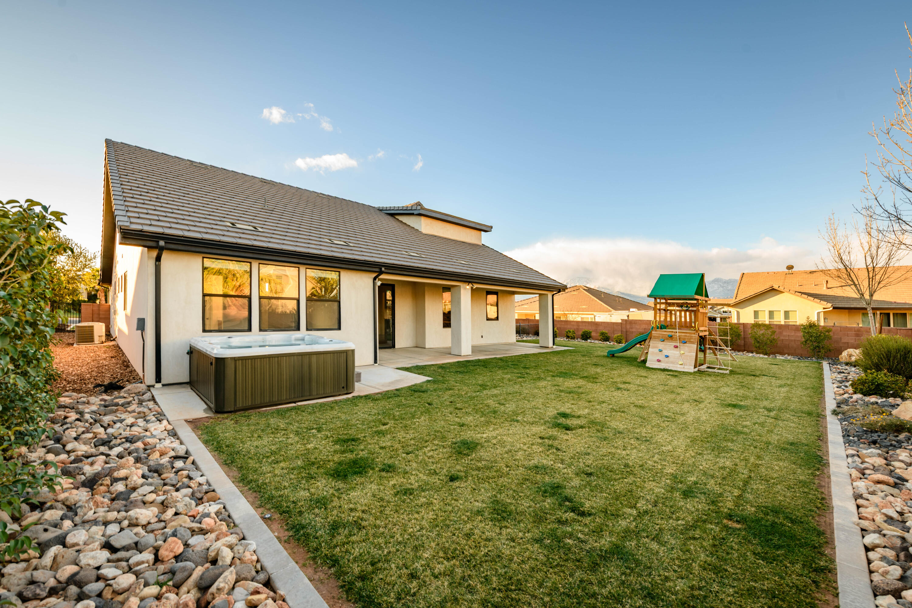 DIXIE SPRINGS - Residential