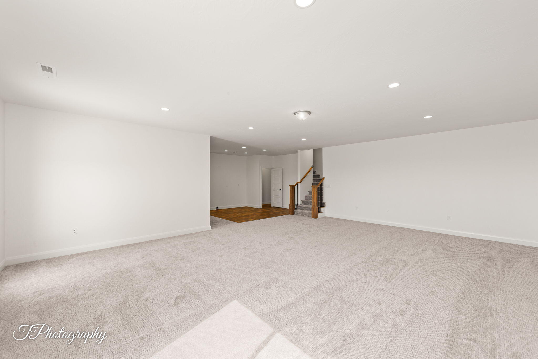 PERRY LANDING - Residential