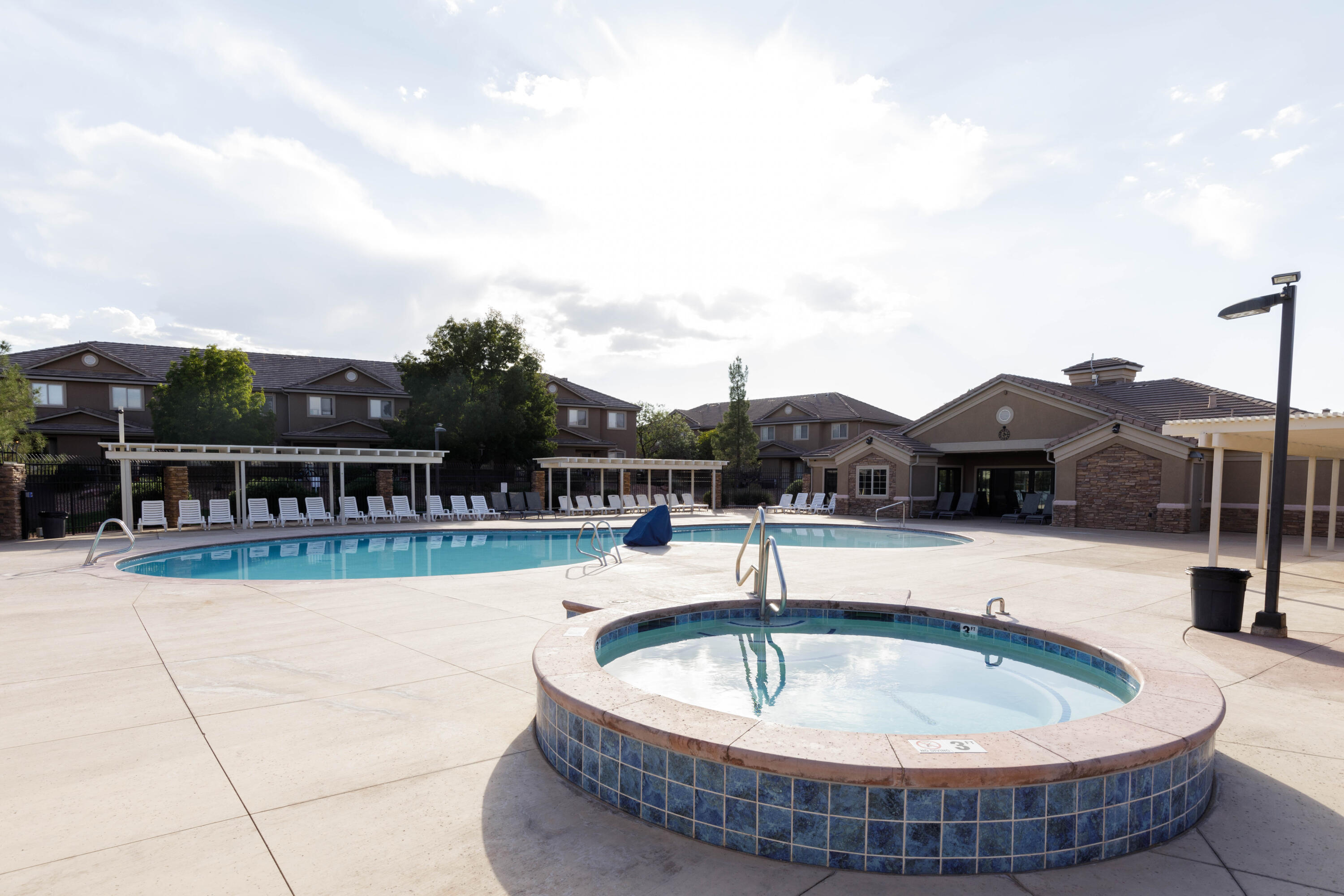HIDDEN VALLEY TOWN HOMES - Residential