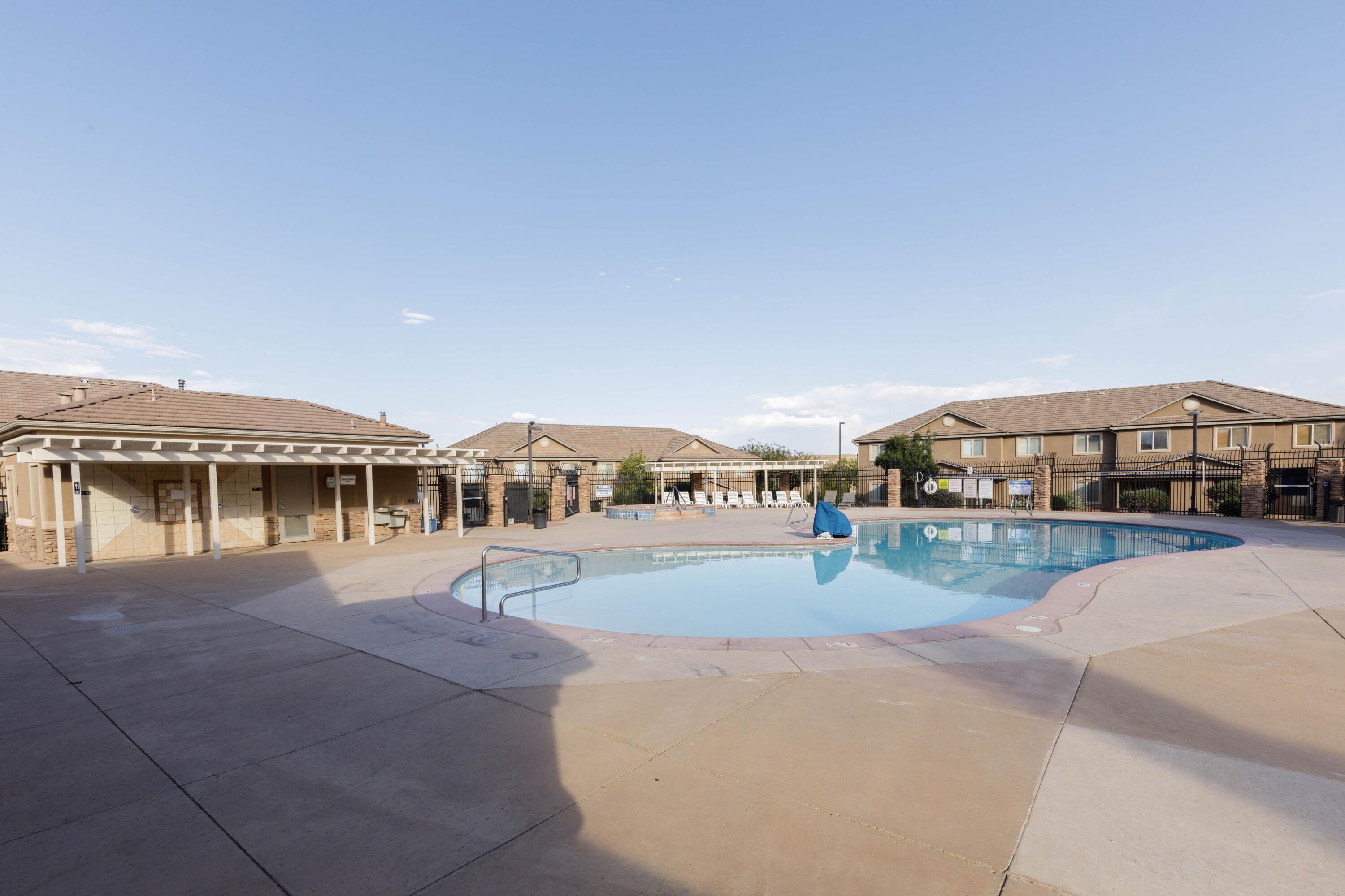 HIDDEN VALLEY TOWN HOMES - Residential