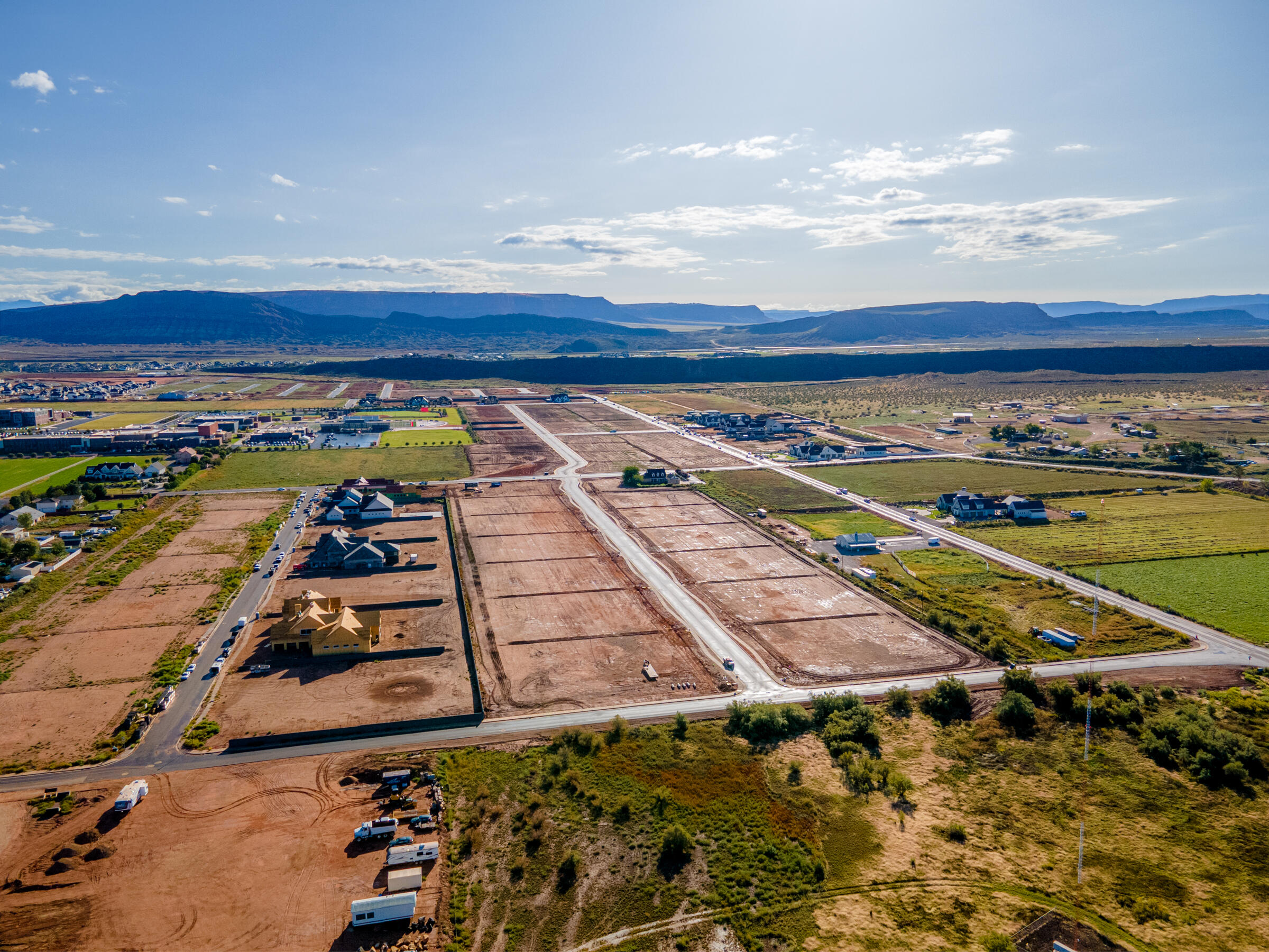 CRIMSON RANCH ESTATES - Land