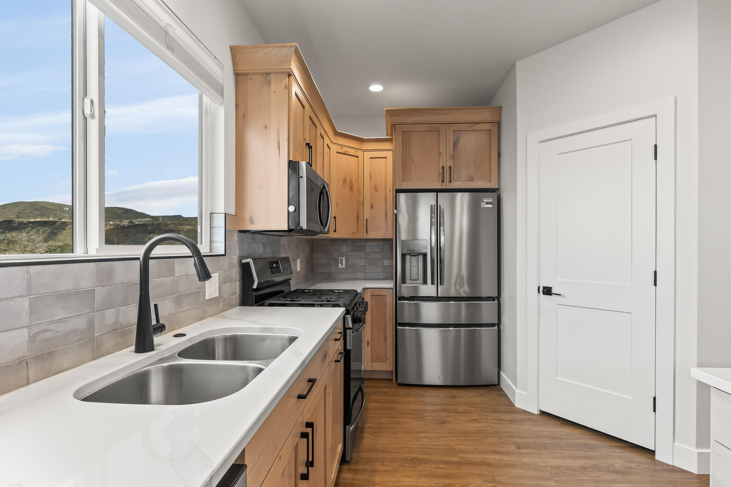 GREEN ACRES NORTH VIEW - Residential