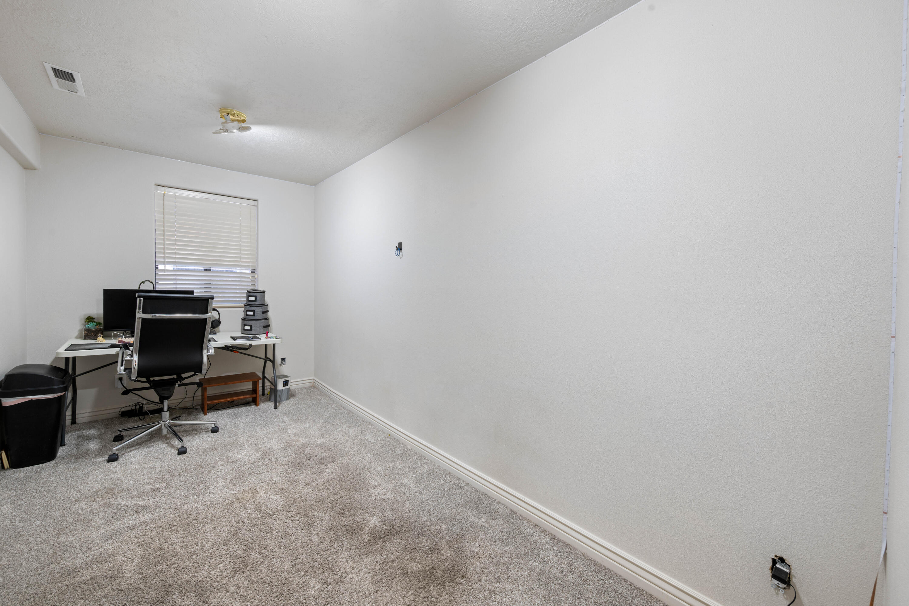 BLOOMINGTON HILLS - Residential