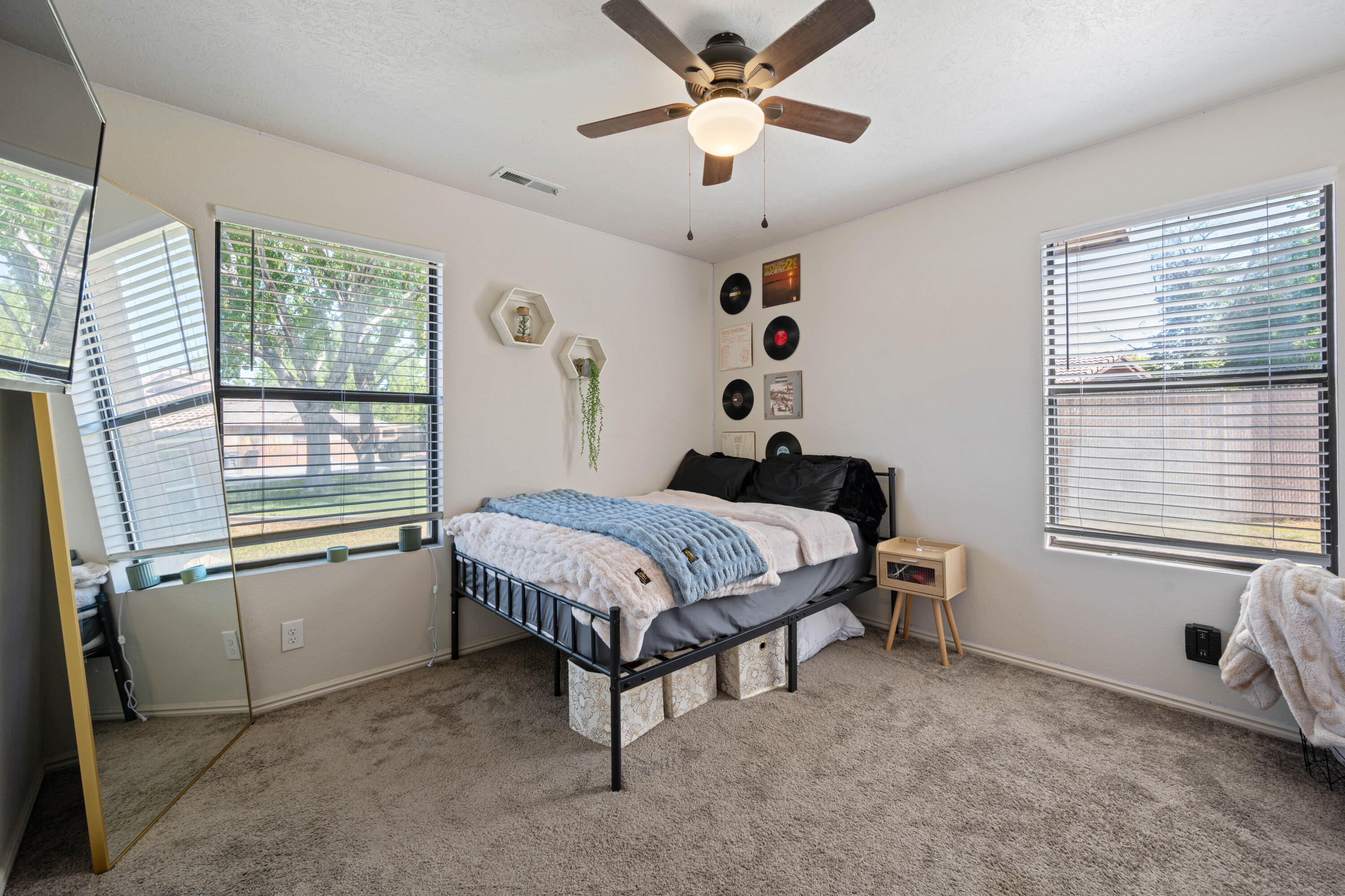 BLOOMINGTON HILLS - Residential