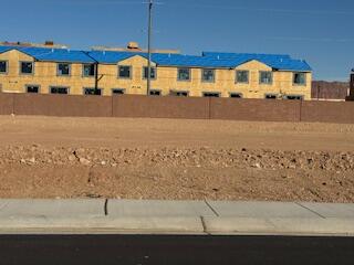 MOORLAND PARK - Land