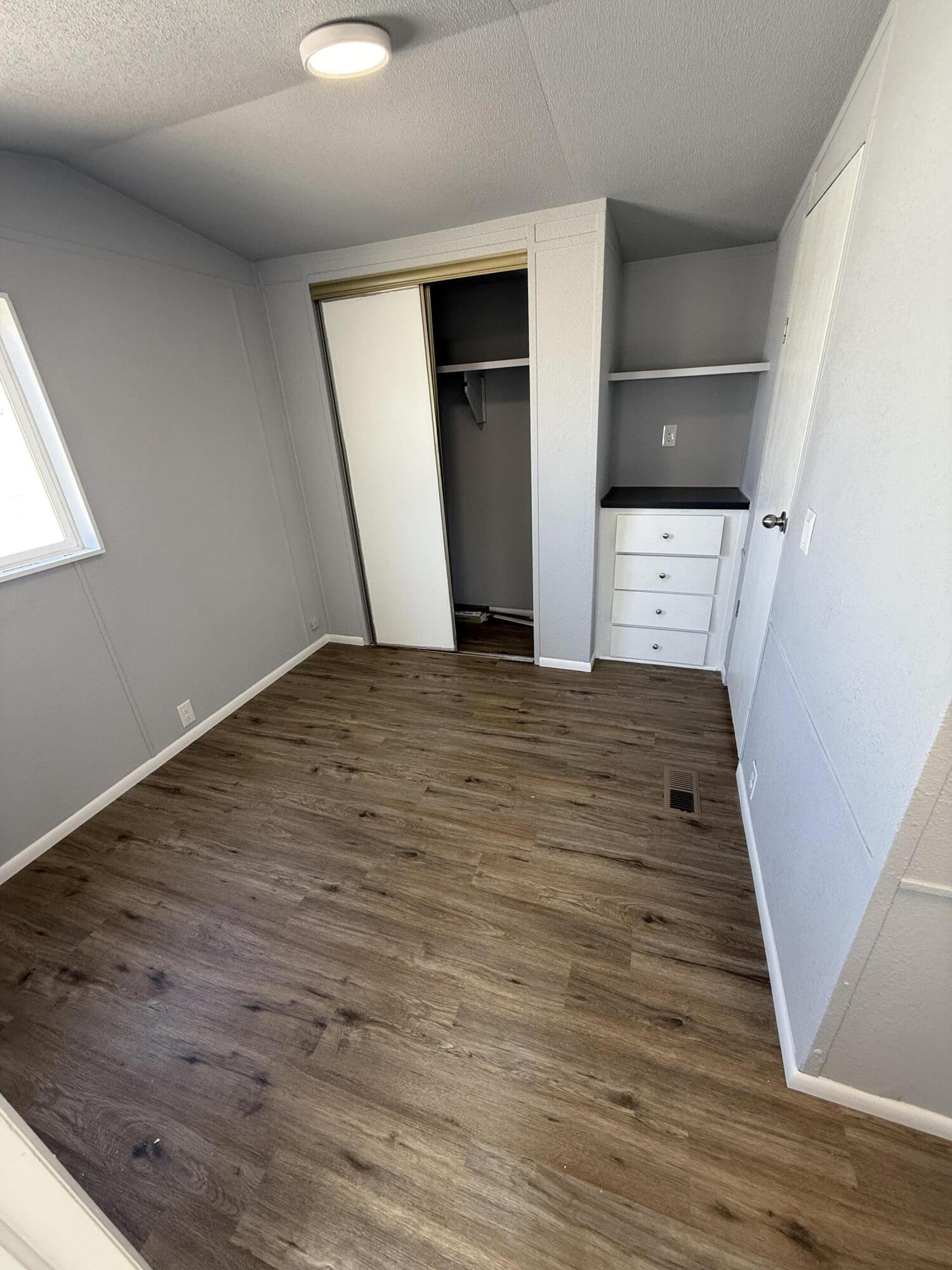 CANYON BREEZE RV RESORT - Residential