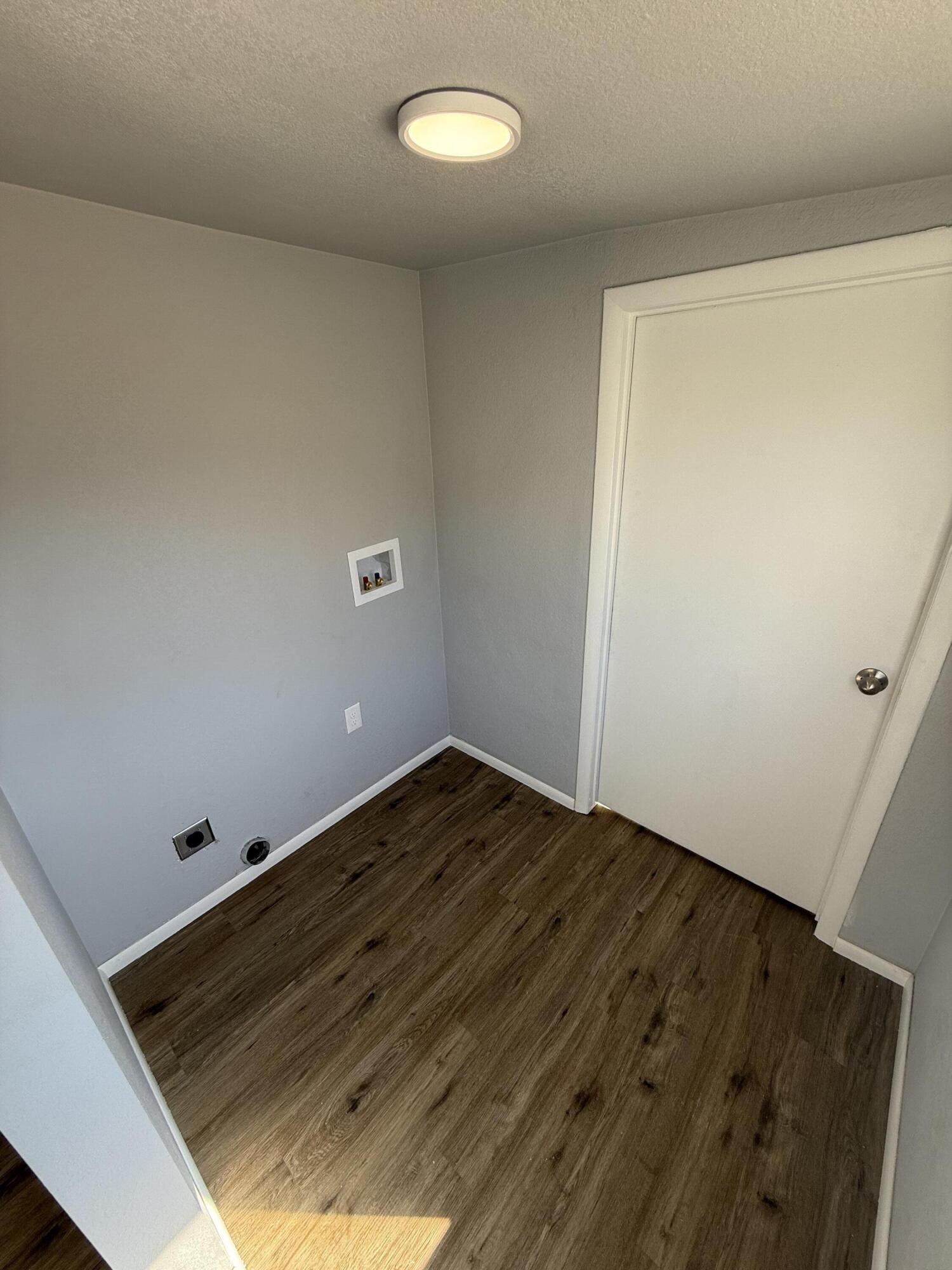 CANYON BREEZE RV RESORT - Residential