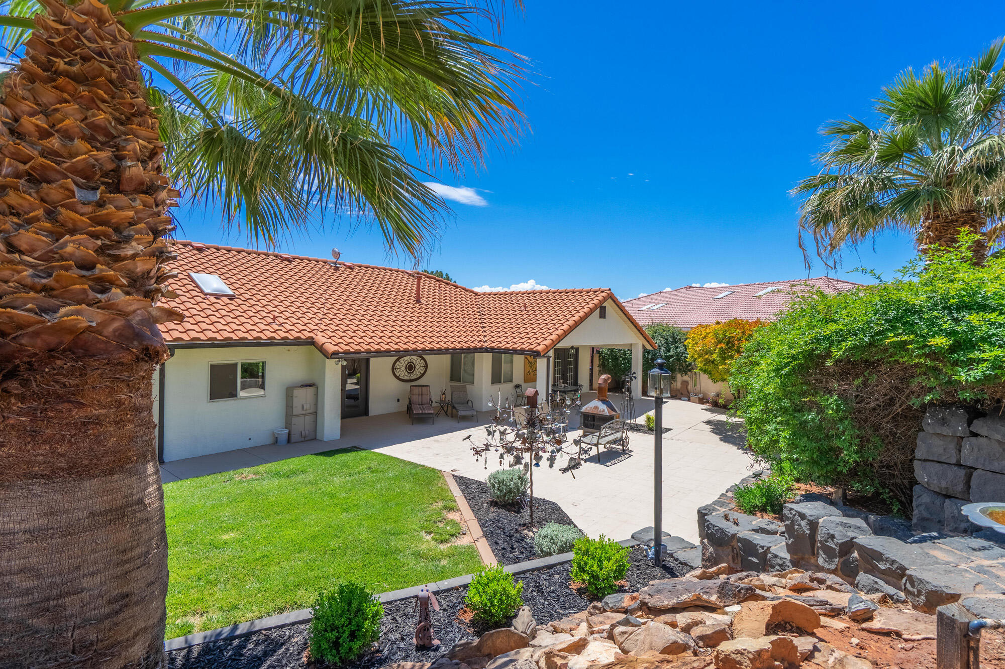 BLOOMINGTON COUNTRY CLUB - Residential