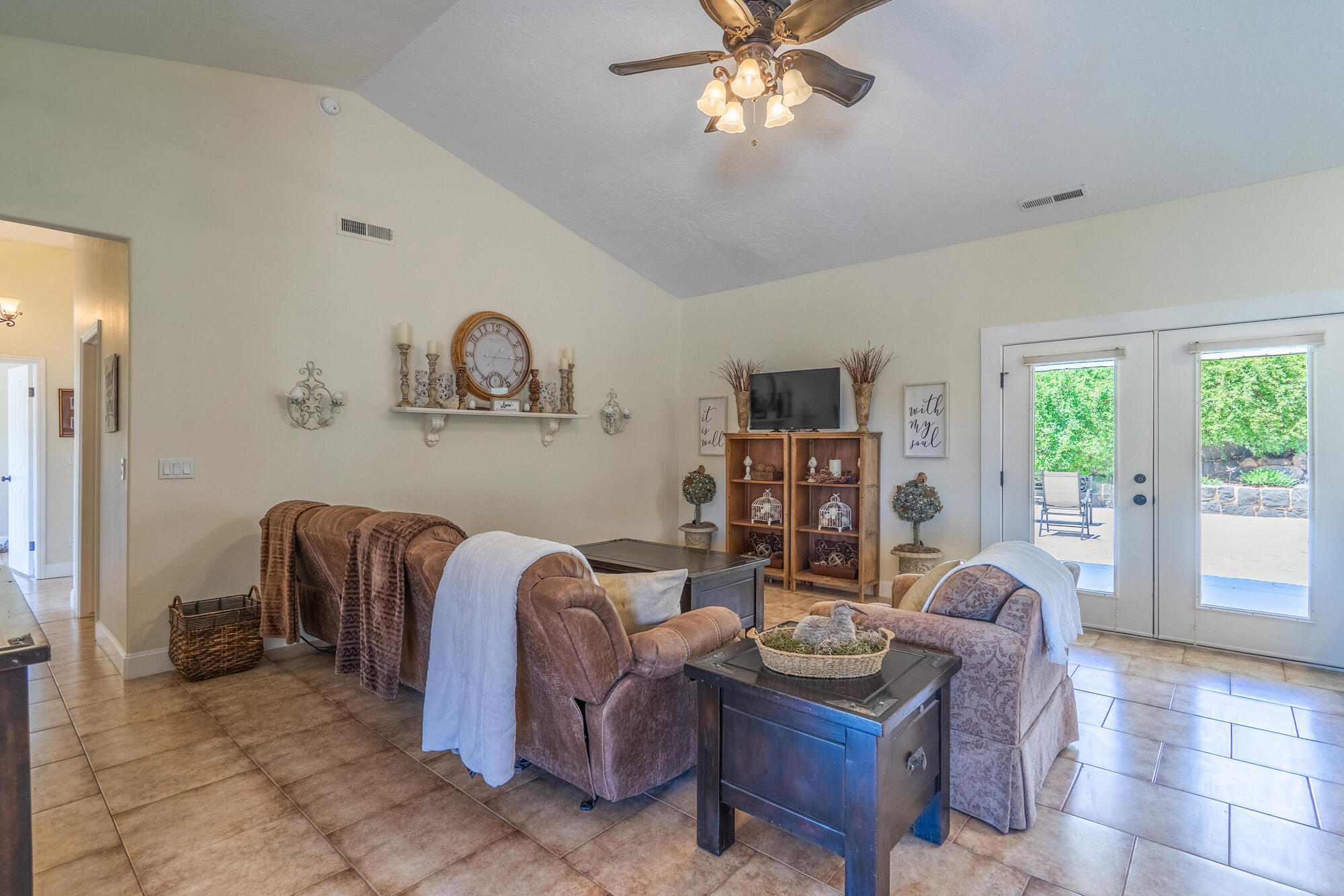 BLOOMINGTON COUNTRY CLUB - Residential