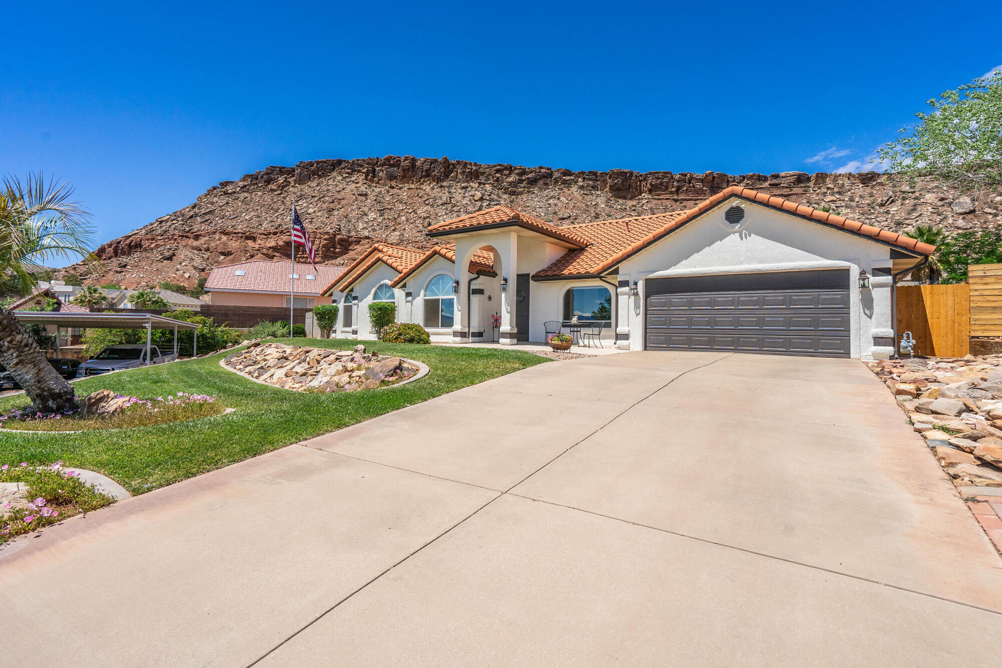 BLOOMINGTON COUNTRY CLUB - Residential