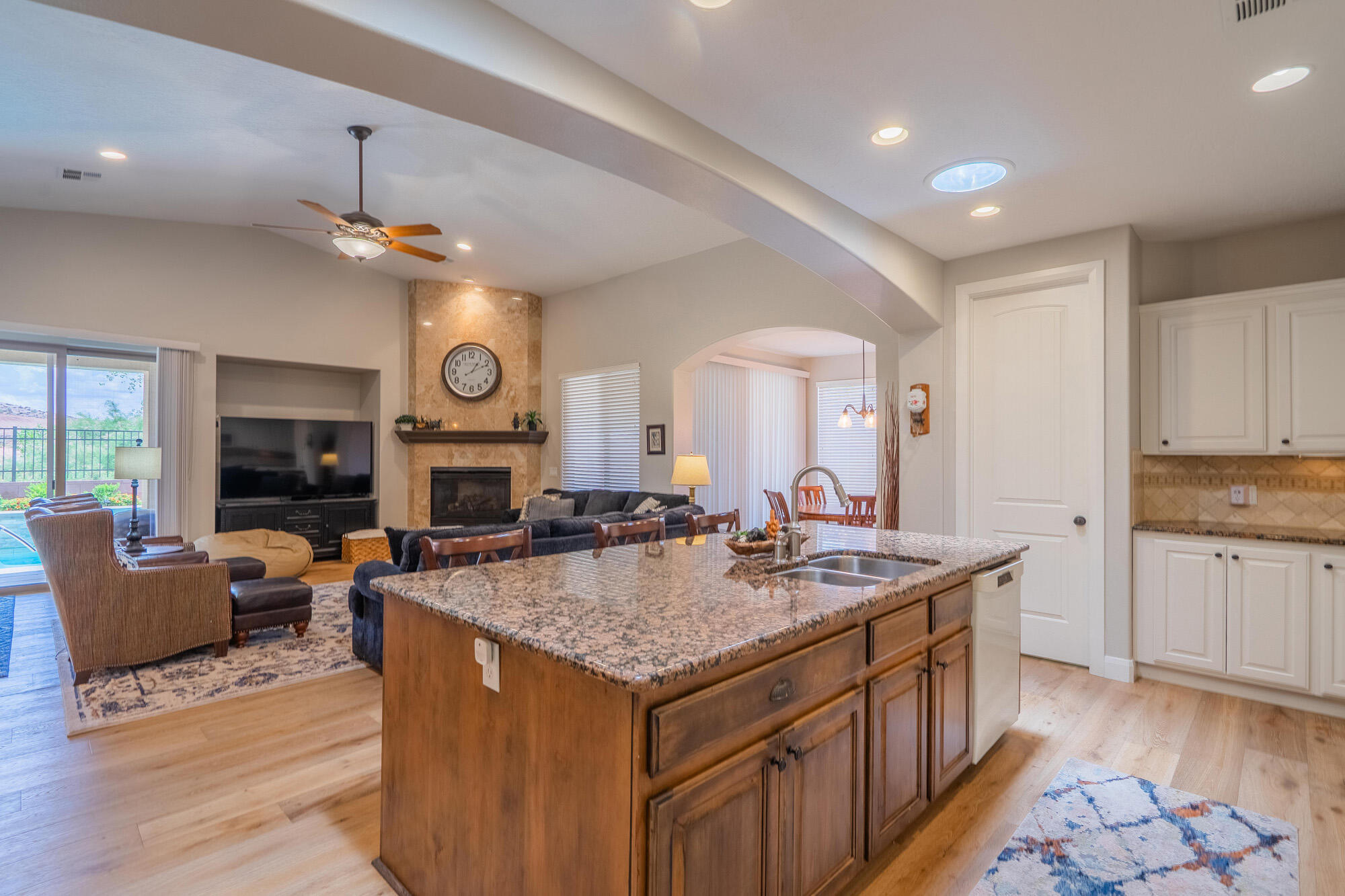 LIBERTY GREENS - Residential