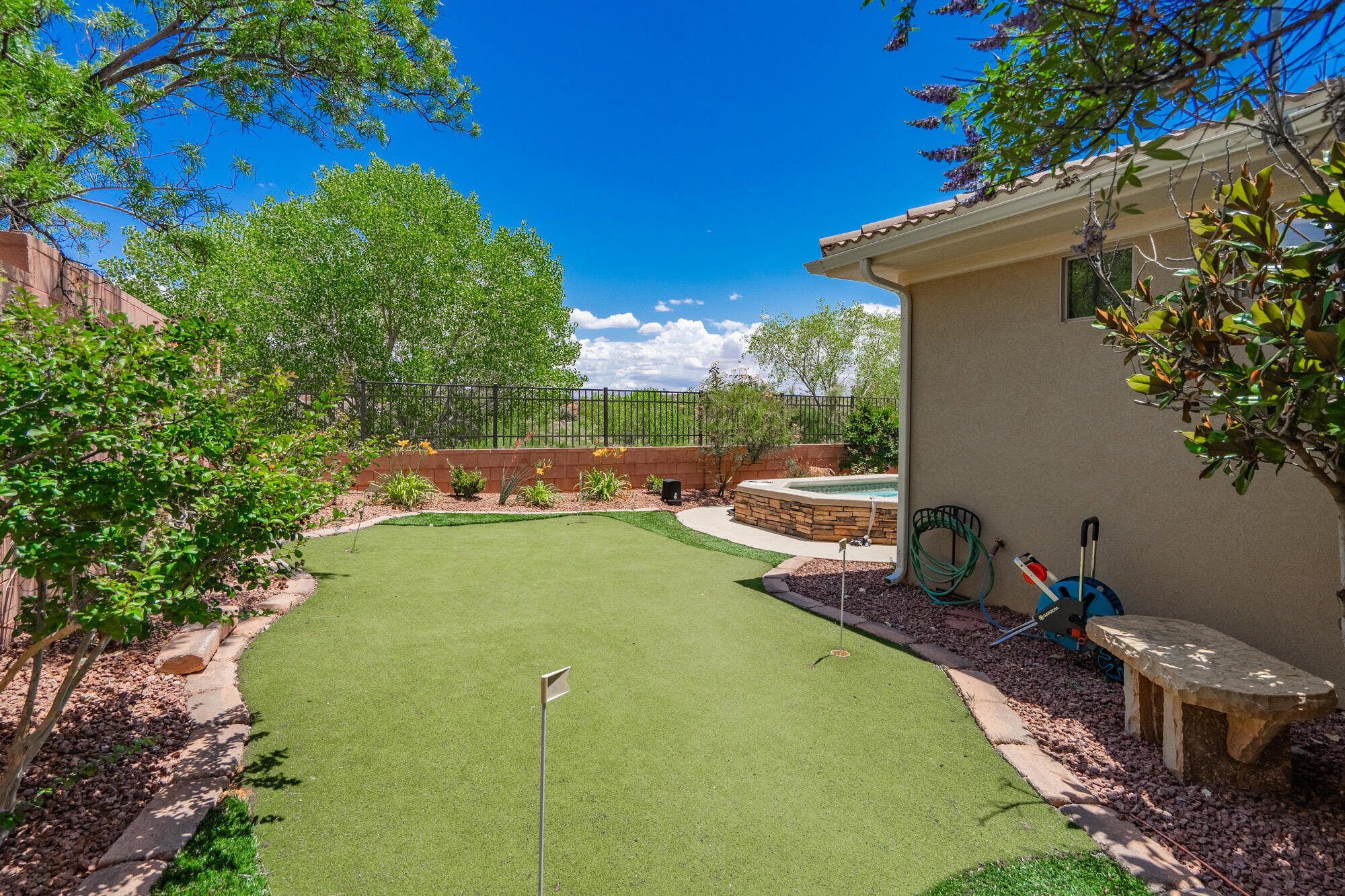 LIBERTY GREENS - Residential