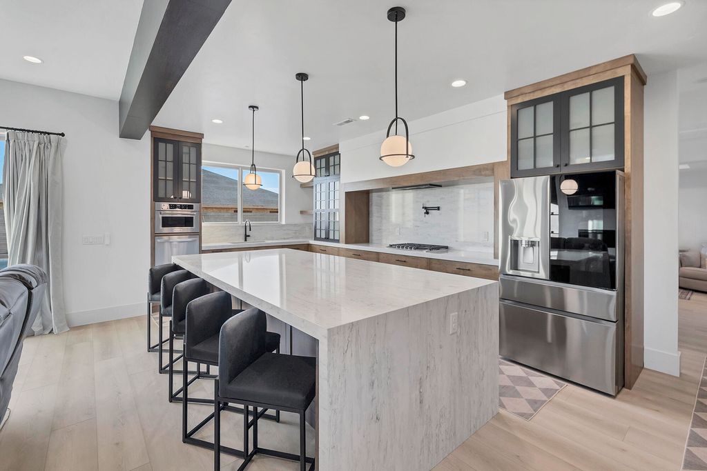 Photo of 777 W SCENARIO ST, Washington, UT 84780 (MLS # 25-266925)