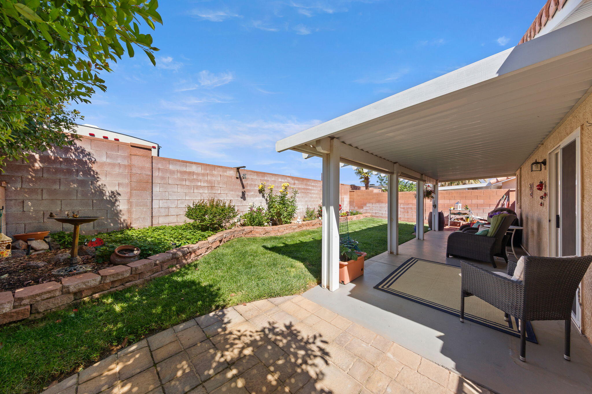 RIDGEPOINTE - Residential