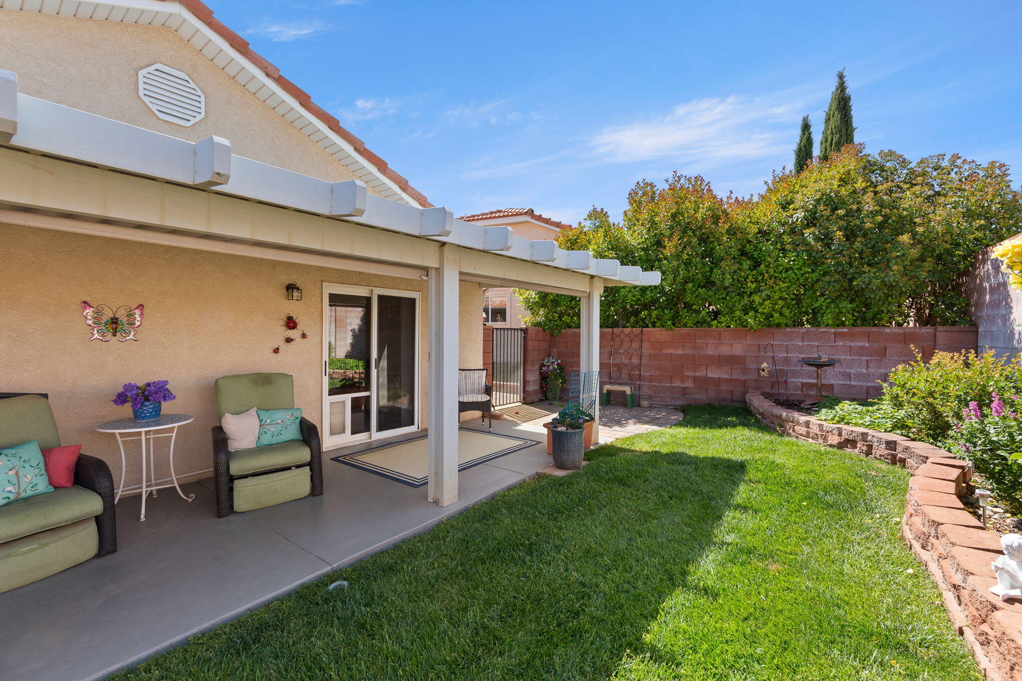 RIDGEPOINTE - Residential