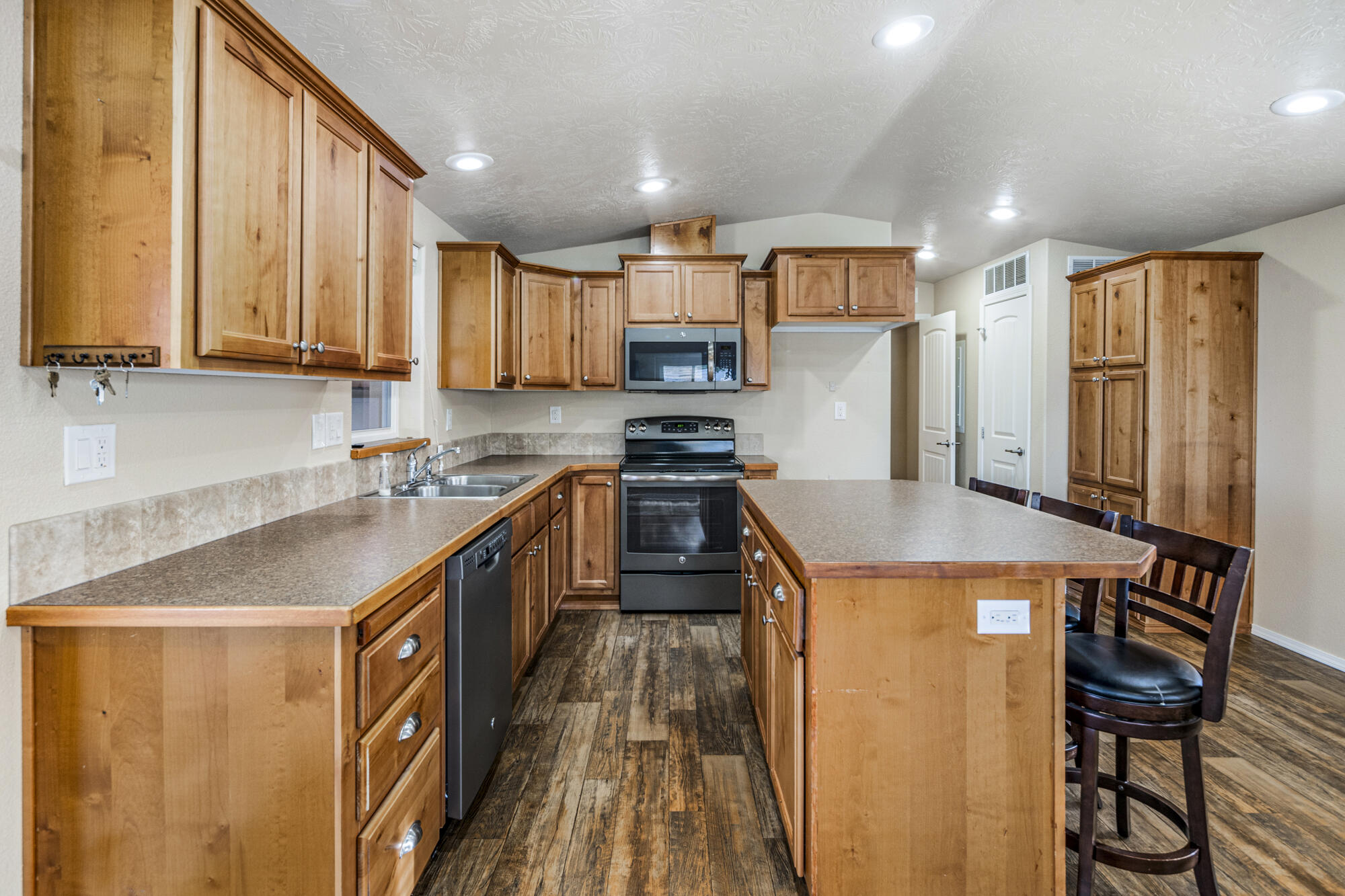 CHEROKEE SPRINGS RV PARK - Residential