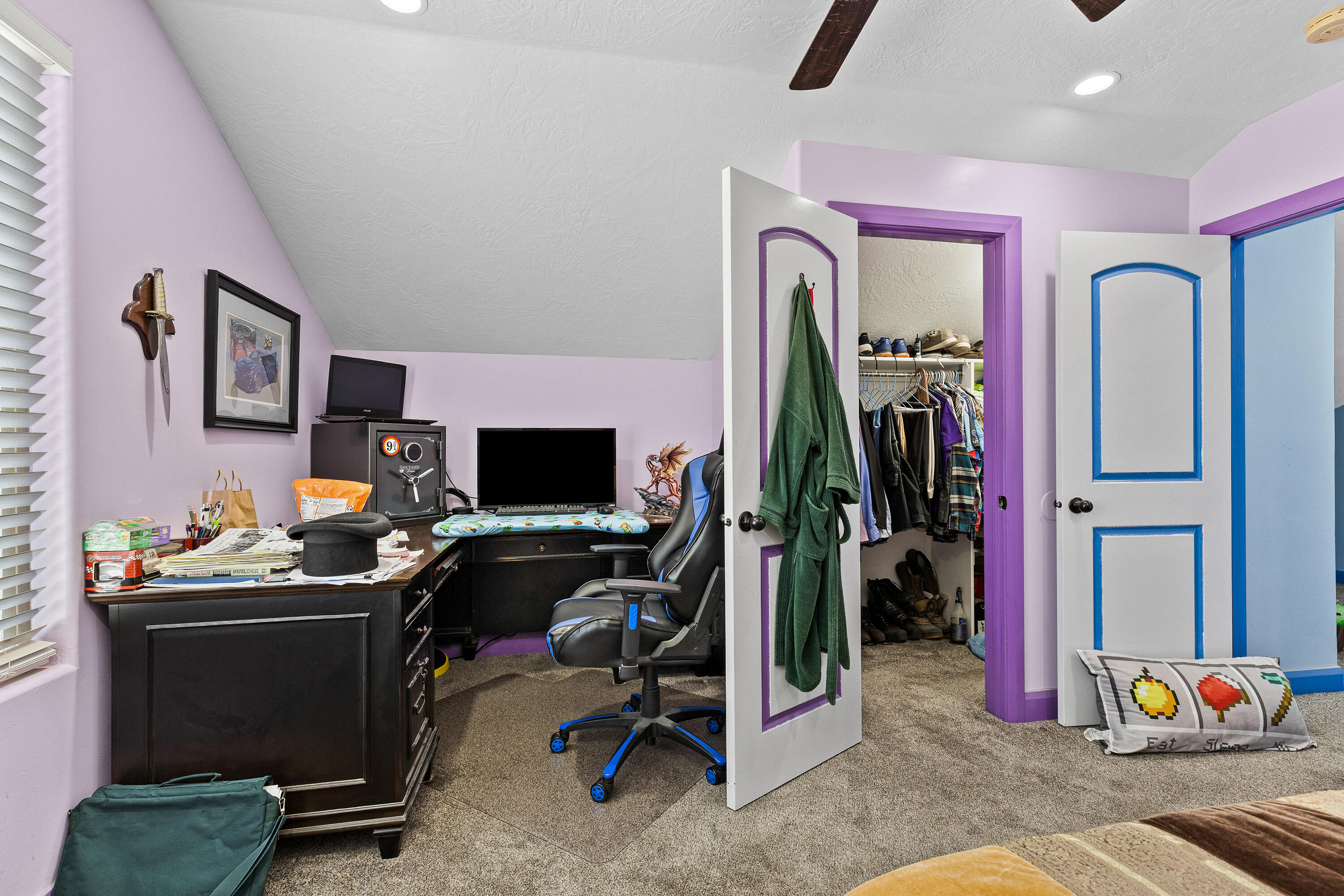 CLUFF MINOR - Residential