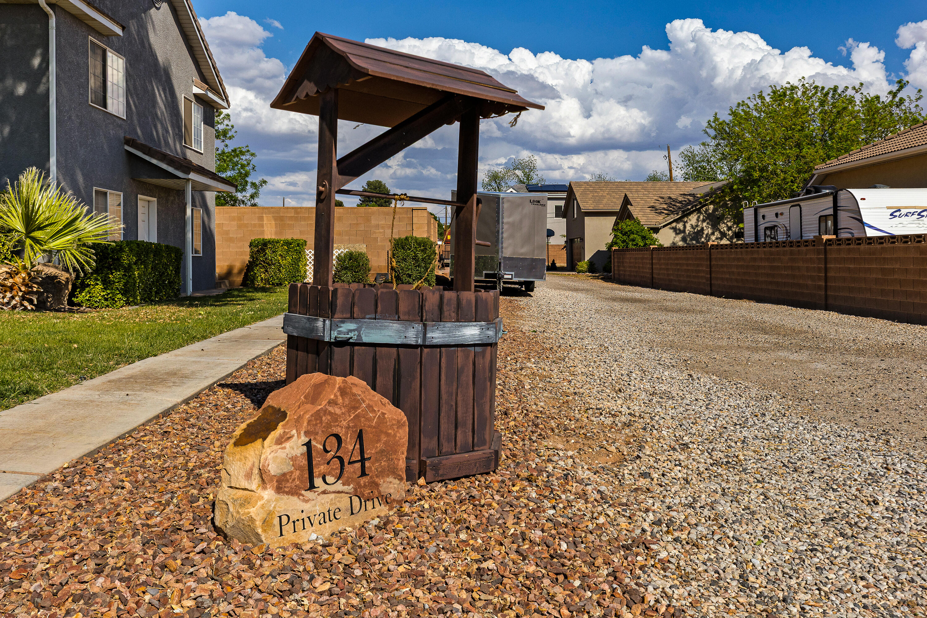 CLUFF MINOR - Residential