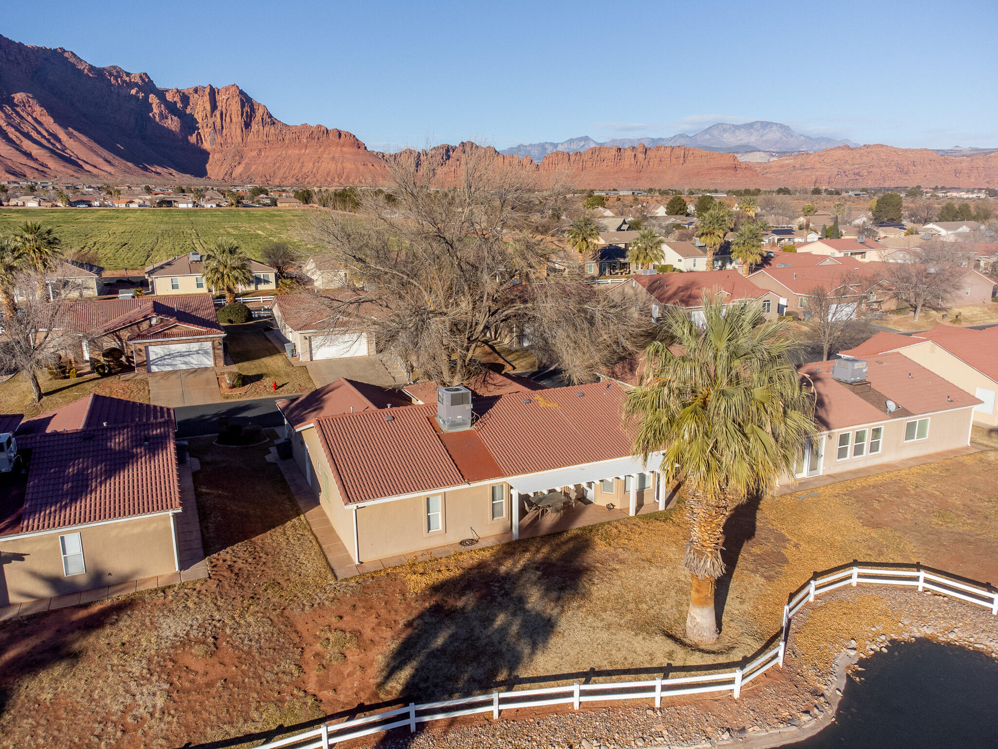 PADRE LAKES TOWNHOMES - Residential