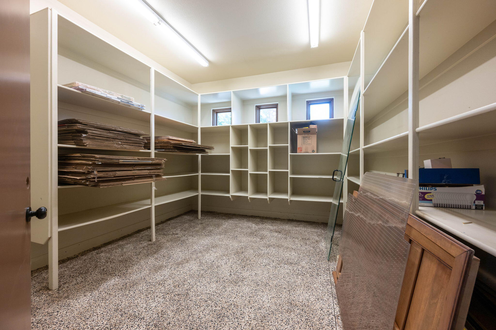 POINTE WEST ESTATES - Residential