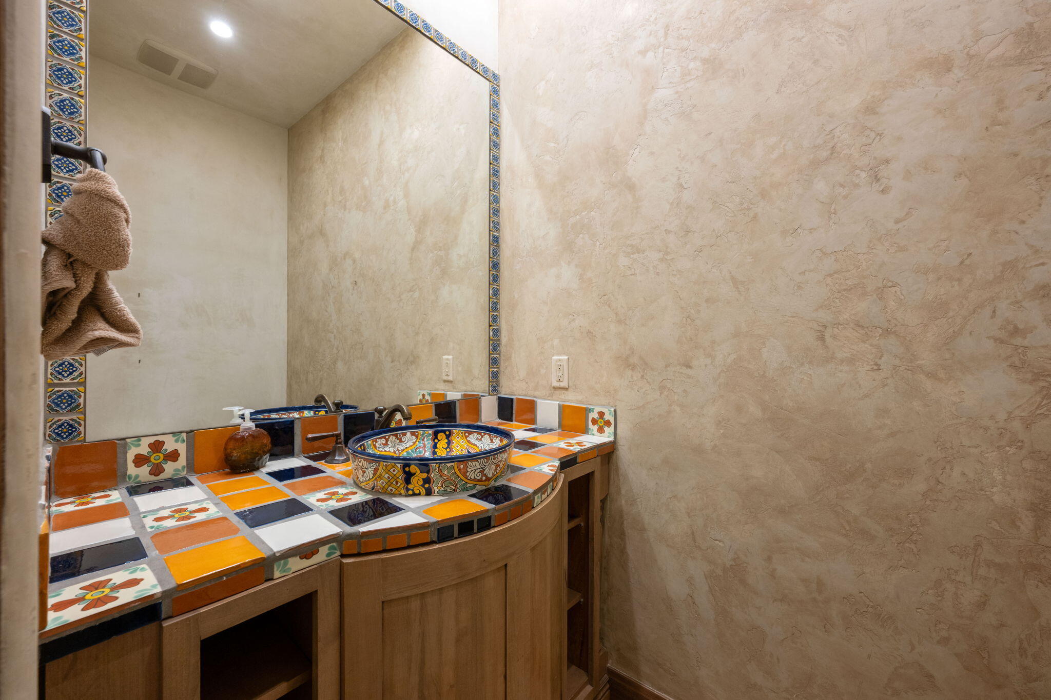 POINTE WEST ESTATES - Residential